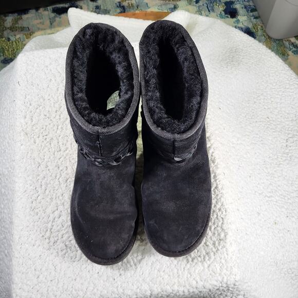 Ugg Classic Lace Short Boots Black womens bootie size 8 - Picture 3 of 6